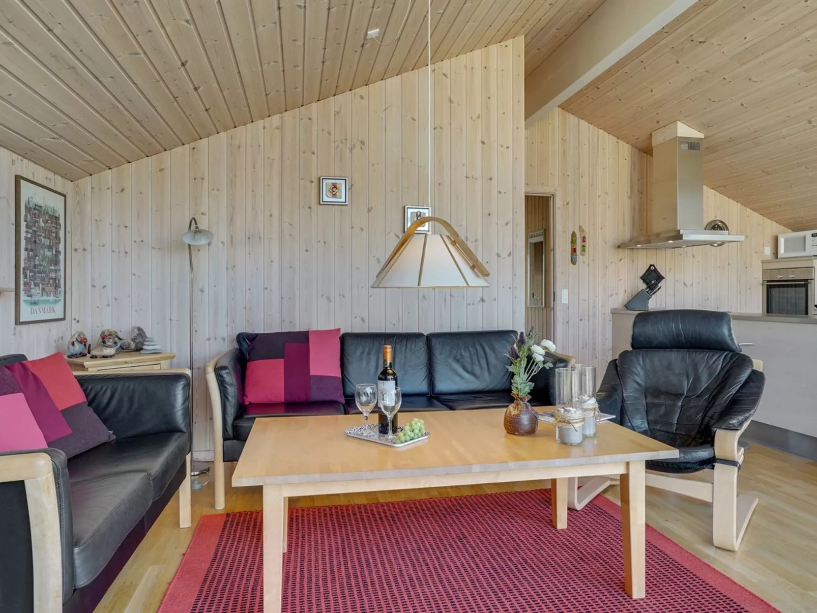 "Emelia" - 50m from the sea-Binnen