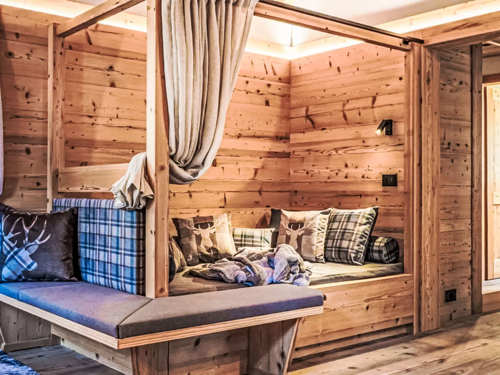 La Granda e la Piciola-Binnen