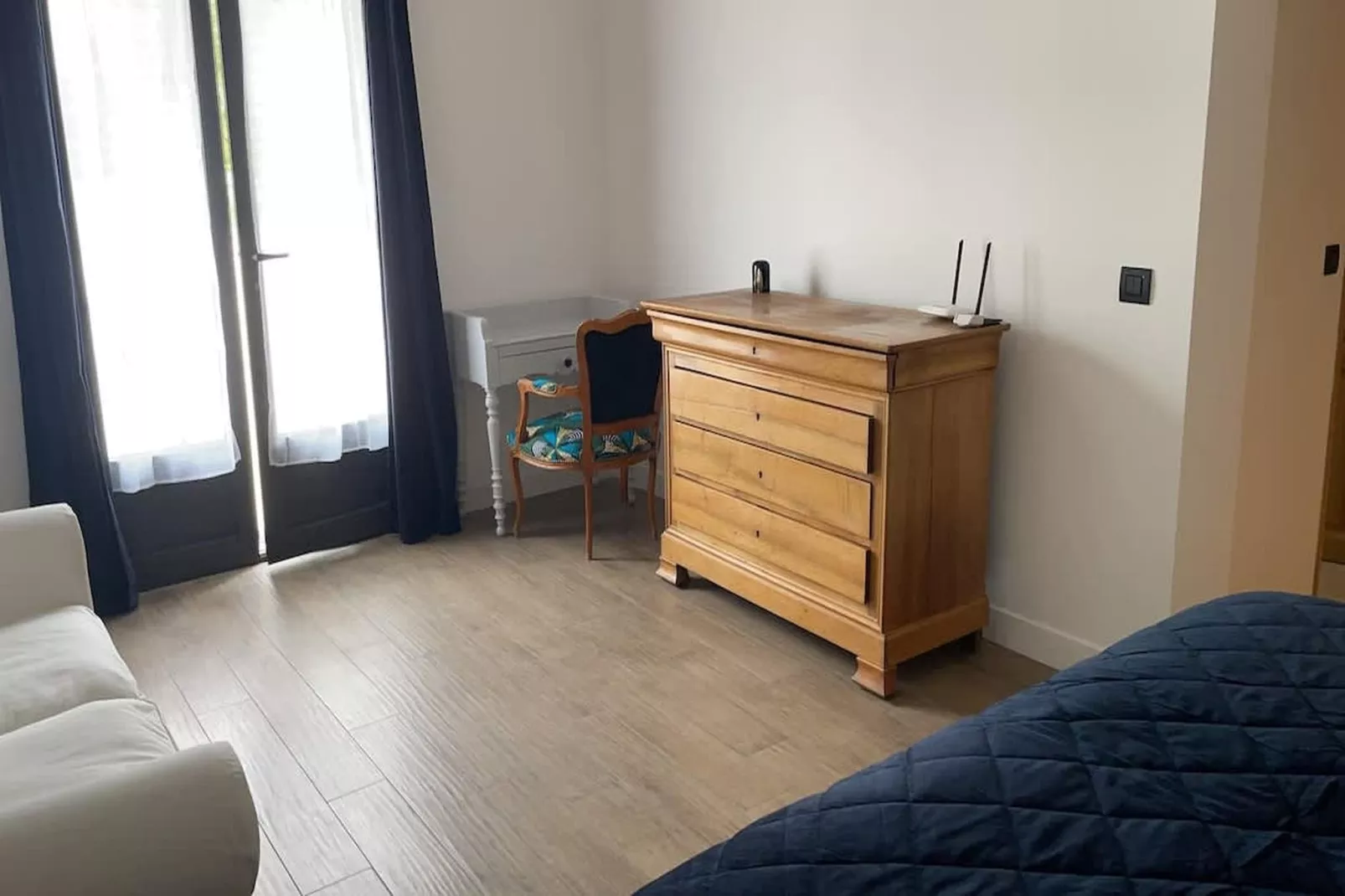 Charmant Mas Provençal avec piscine et jacuzzis-Woonkamer