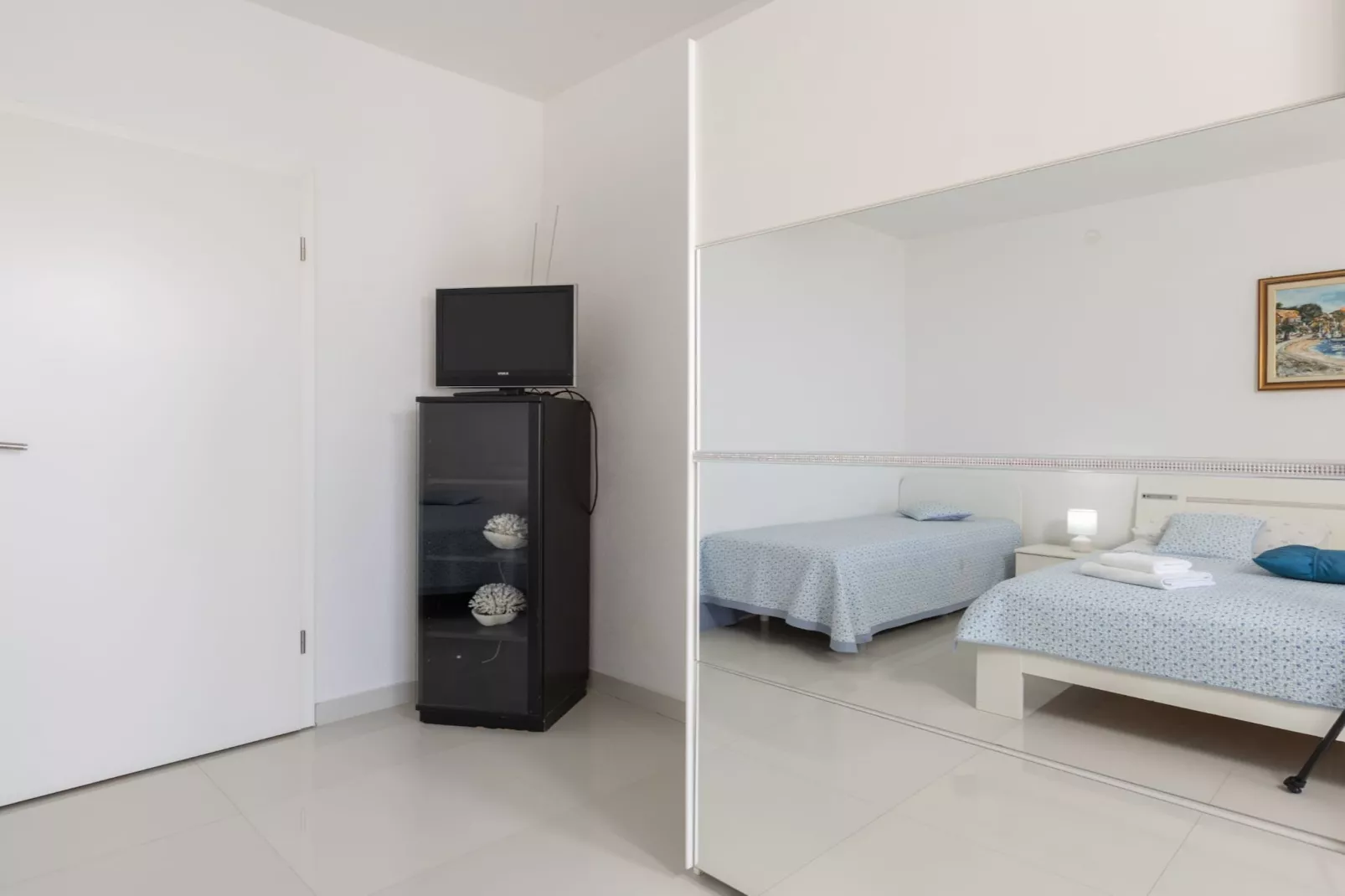 Villa Blanka - Six Bedroom Villa with Swimming Pool and Sea View-Slaapkamer