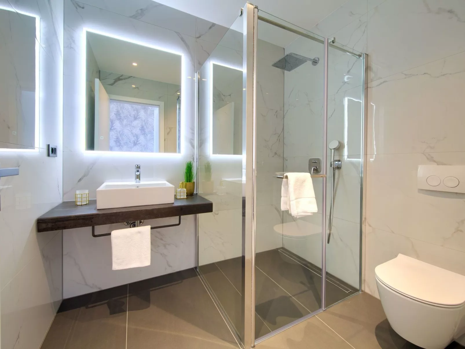 Luxuriöse Villa mit Pool und fantastischem Meerblick - Image-tags.info