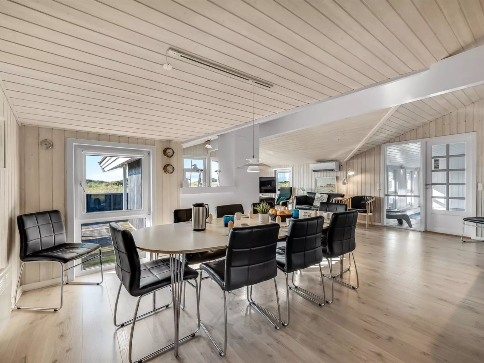 "Jaana" - 10m from the sea - Binnen