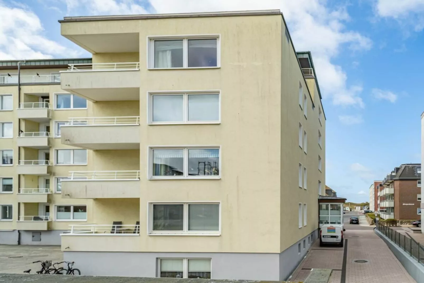 273509-Buitenkant zomer