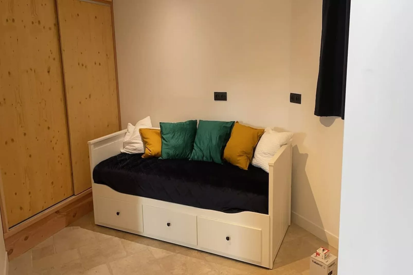 Charmant Mas Provençal avec piscine et jacuzzis-Woonkamer