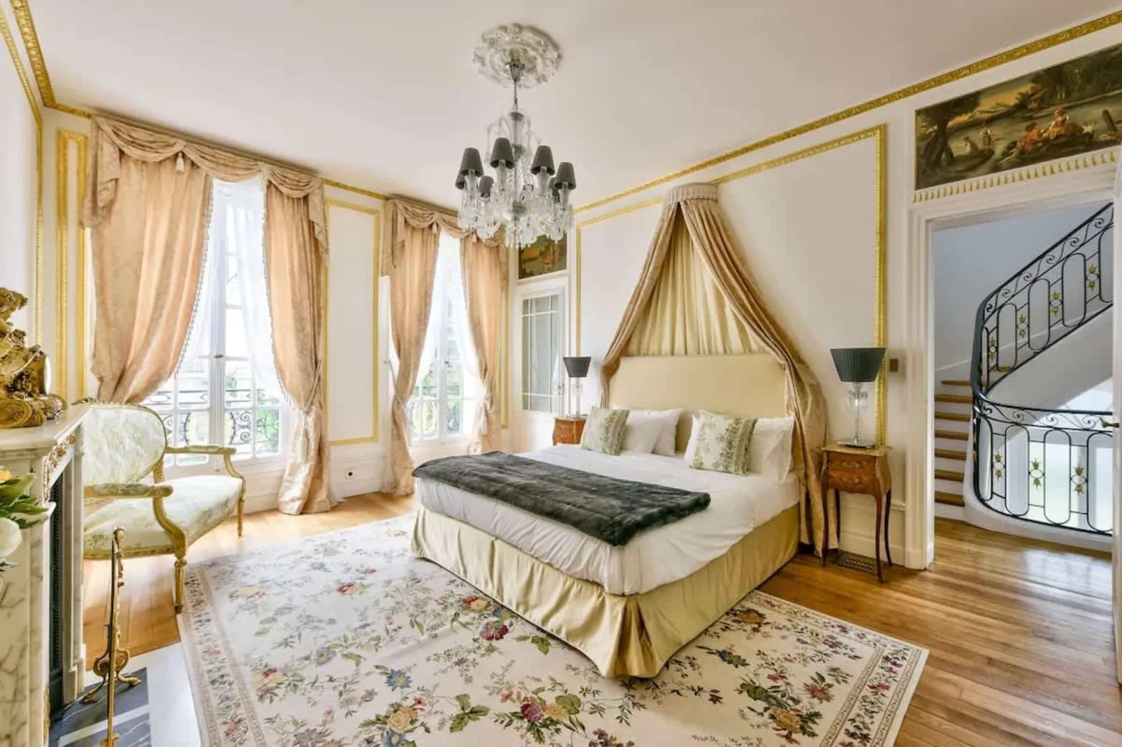 Noble demeure de luxe en plein coeur de Paris-Slaapkamer