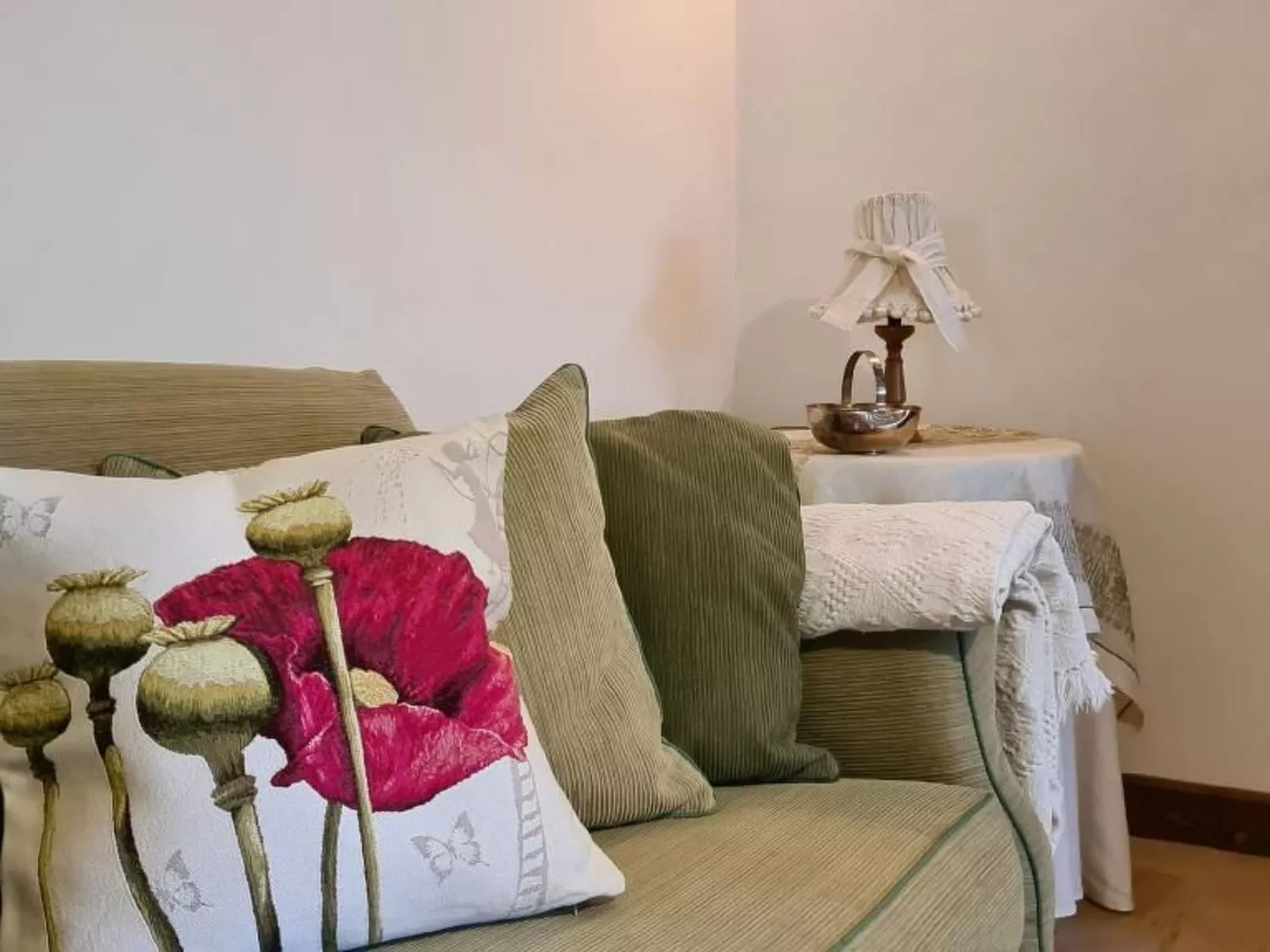 Altes Haus in Rotecastello mit großem Pool - Image-tags.info