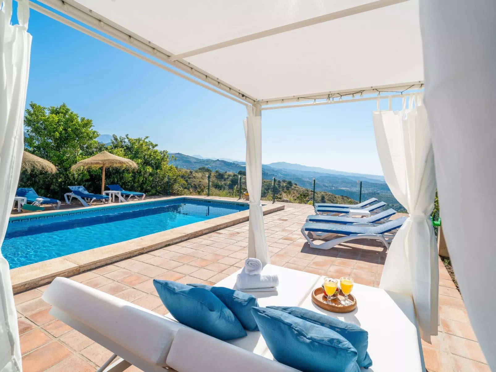 Villa Botin, beheizter Pool, AC, Meerblick - Image-tags.info