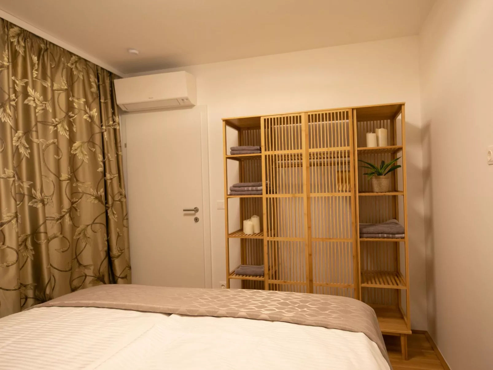 Moderne Wohnung in Kaisermühlen mit Garten und Panoramablick - Image-tags.info