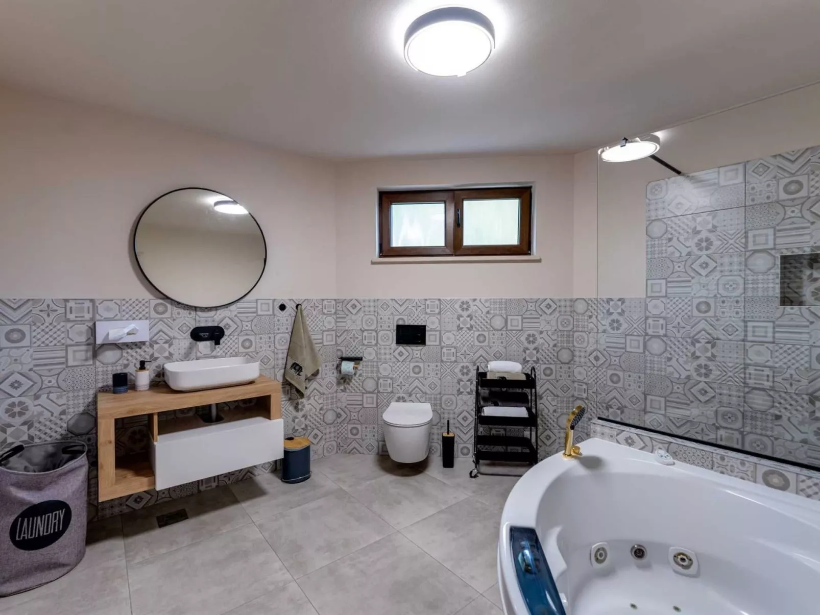 Ferienvilla mit Pool, ruhige Aria - Image-tags.info