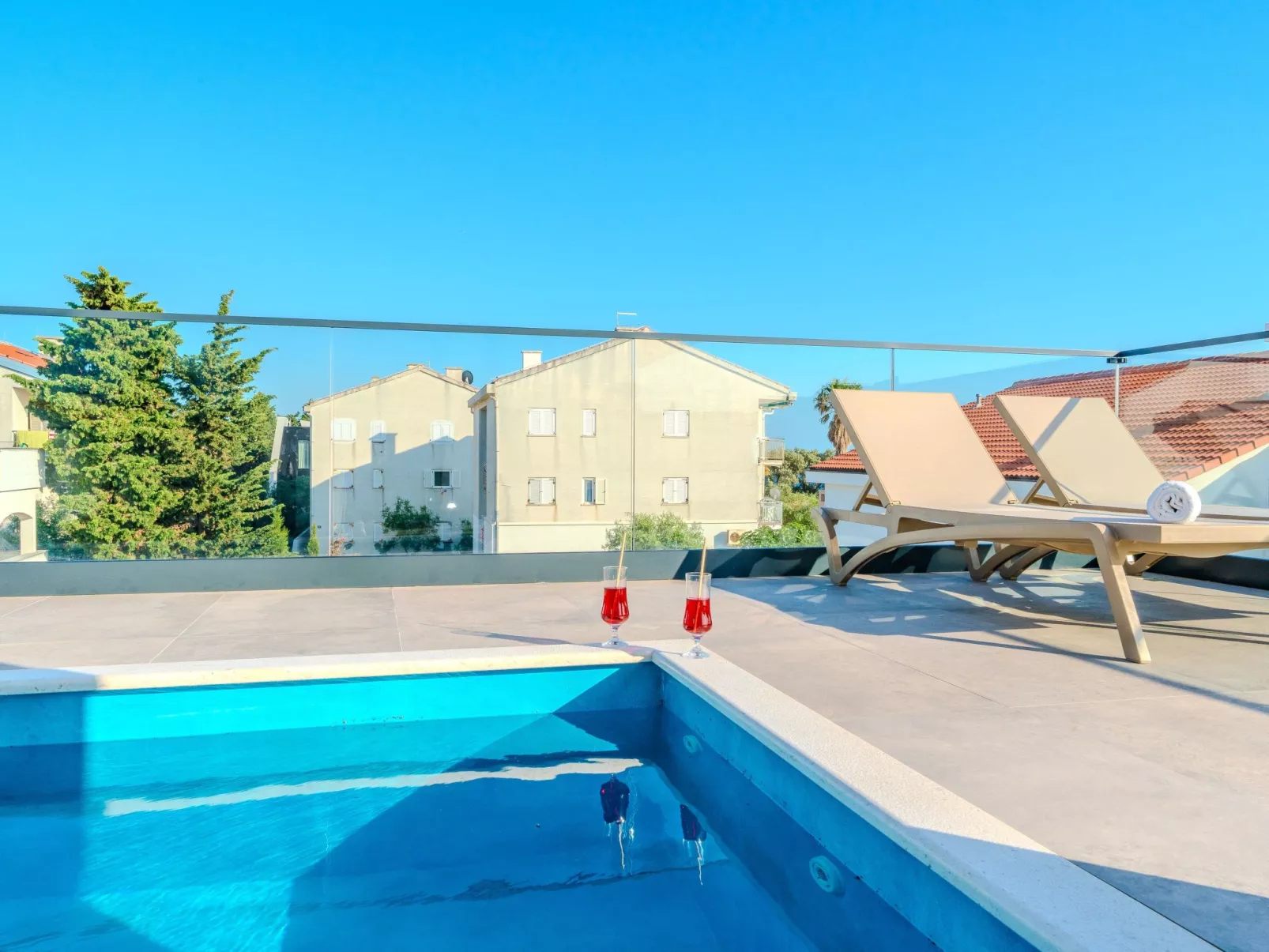 Vier-Schlafzimmer-Wohnung Dantela mit Tauchbecken - Binnen
