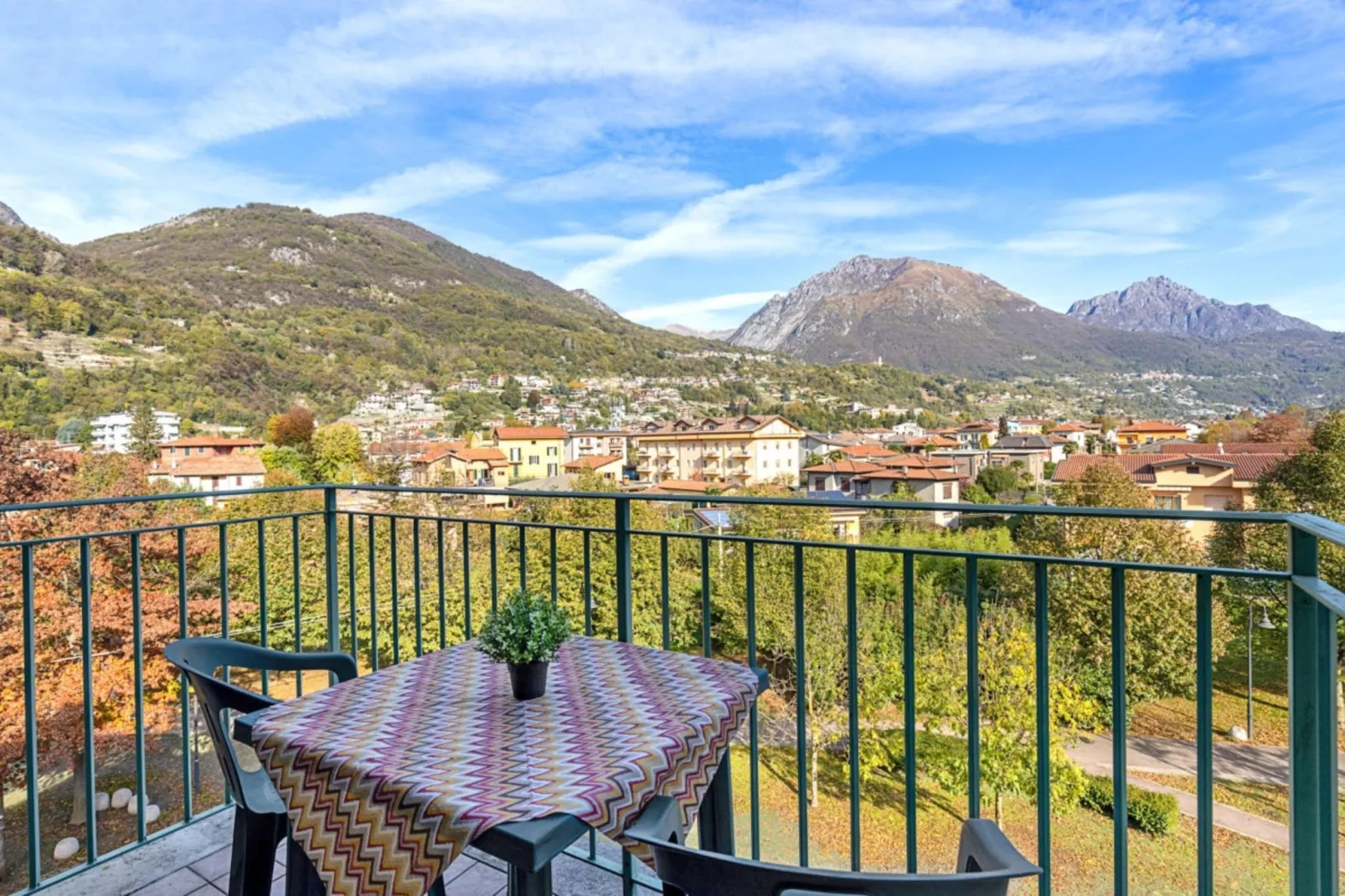 RESIDENCE PORTO LETIZIA - PALACE-1ROOM APT 4 PAX MOUNTAIN VIEW DELUXE8204 - P1MD4 - Terrasbalkon