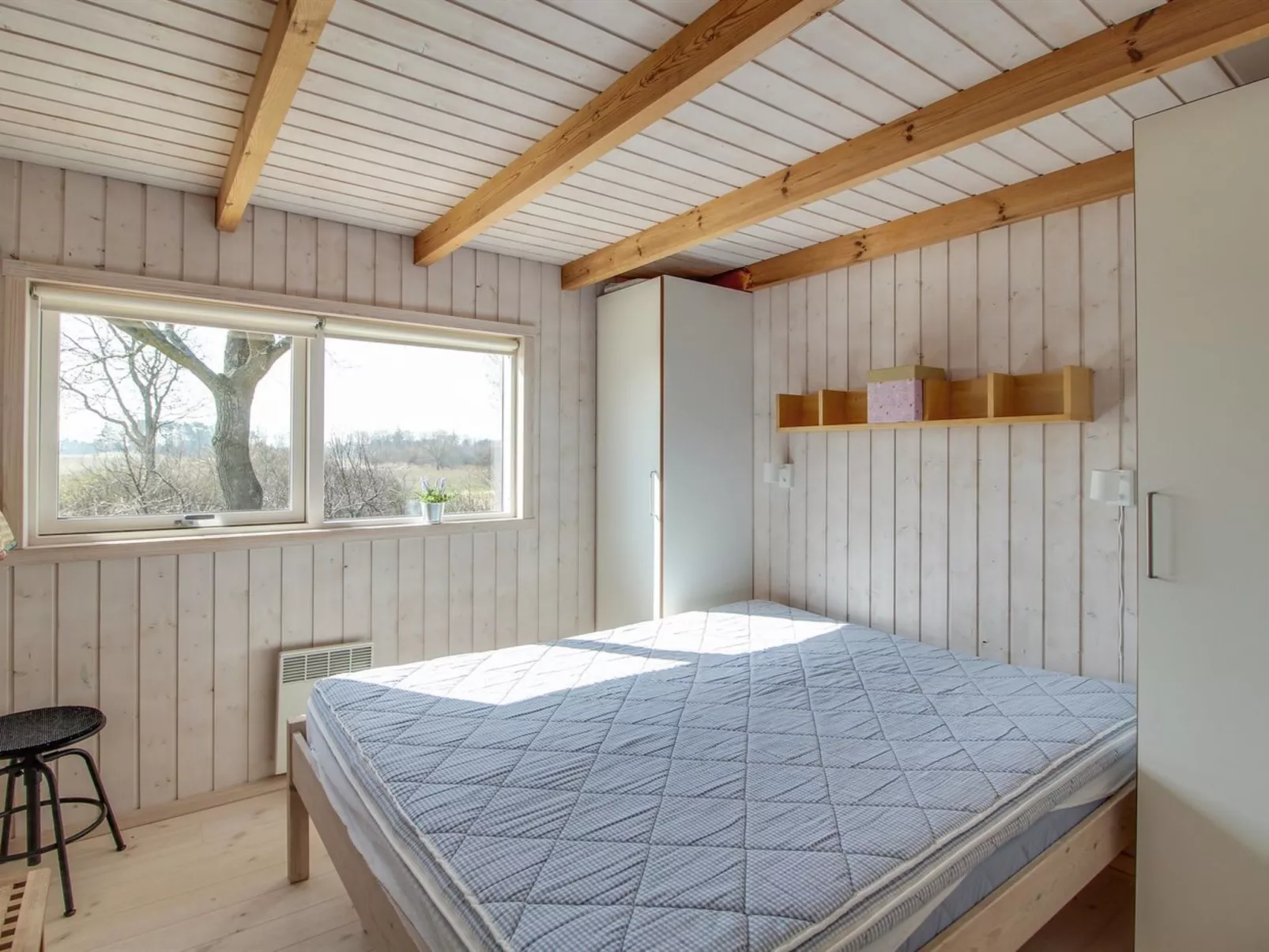 "Lilla" - 120m from the sea - Binnen