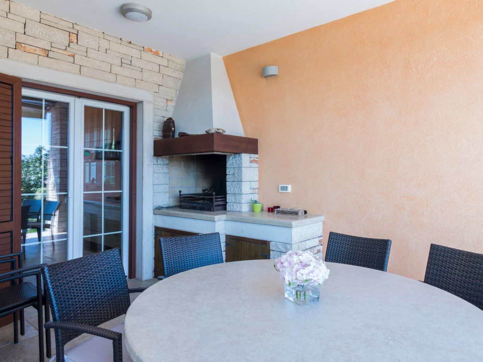 In Pomer mit privatem beheizten Pool und Meerblick - Image-tags.info