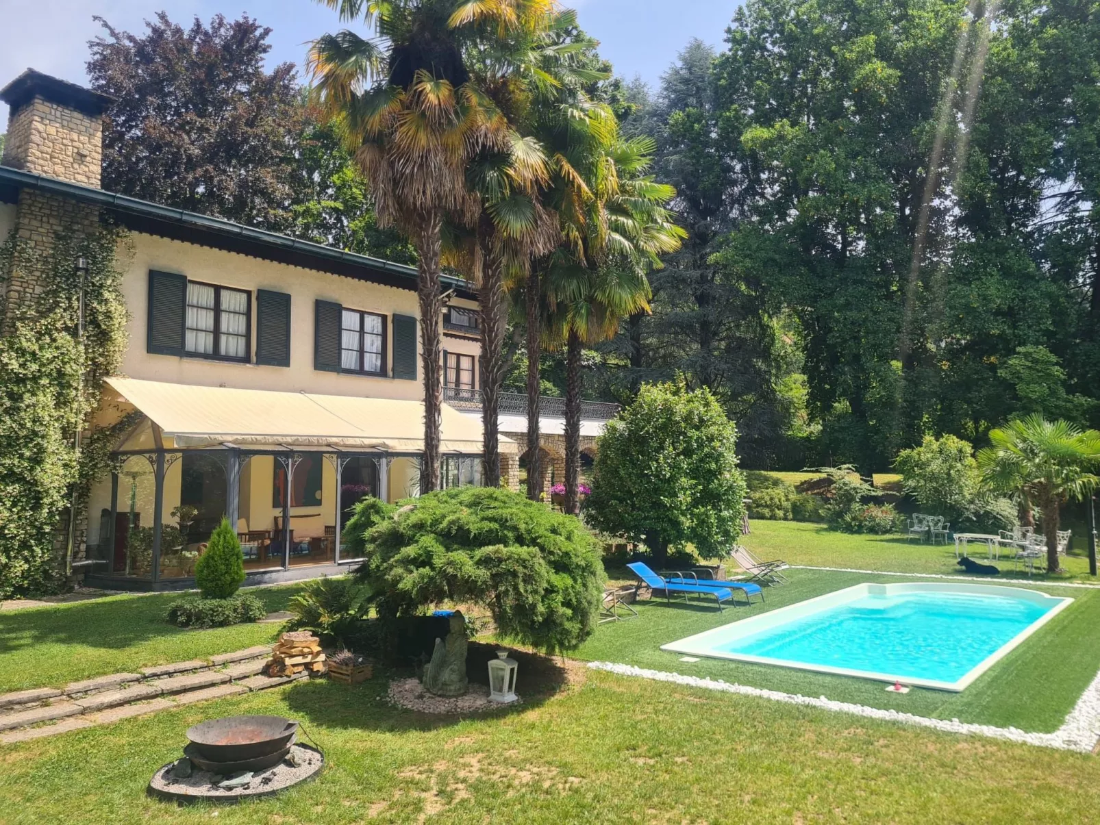 In Sirtori mit Privatem Pool - Image-tags.info