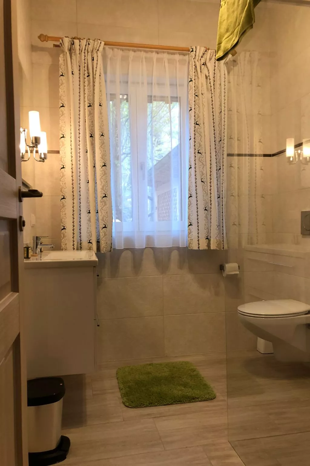 Nette Wohnung in Bad Aussee mit Garten und Grill und Bergblick - Image-tags.info