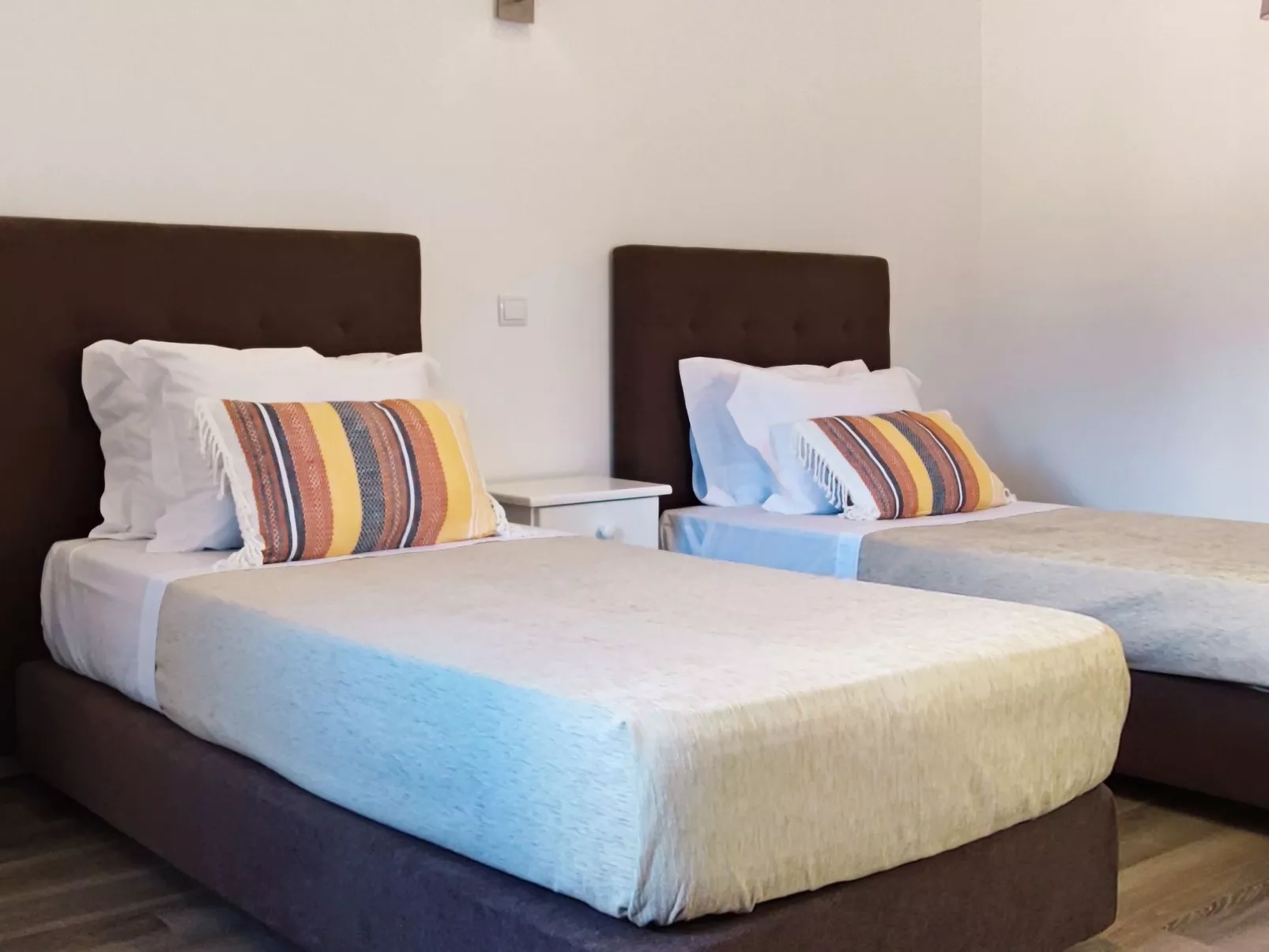 Villa mit 6 Schlafzimmern, Familie, Gruppen, Strand, Pool, Garten - Image-tags.info