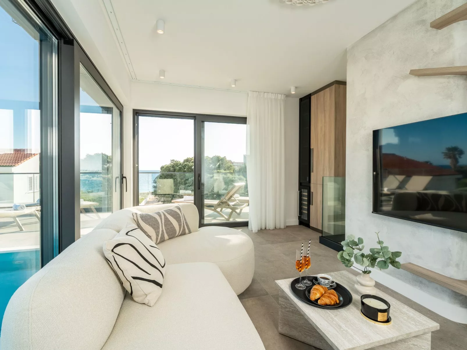 Vier-Schlafzimmer-Wohnung Dantela mit Tauchbecken - Binnen