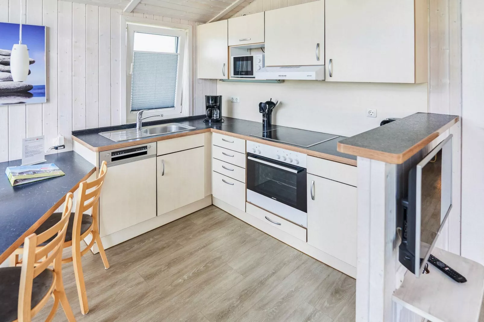 Vakantiehuis vlakbij de Noordzeedijk-Binnen