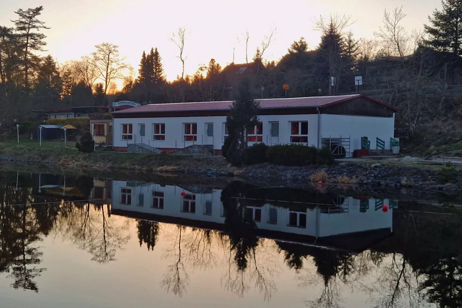 Altes Bootshaus alle Wohnungen