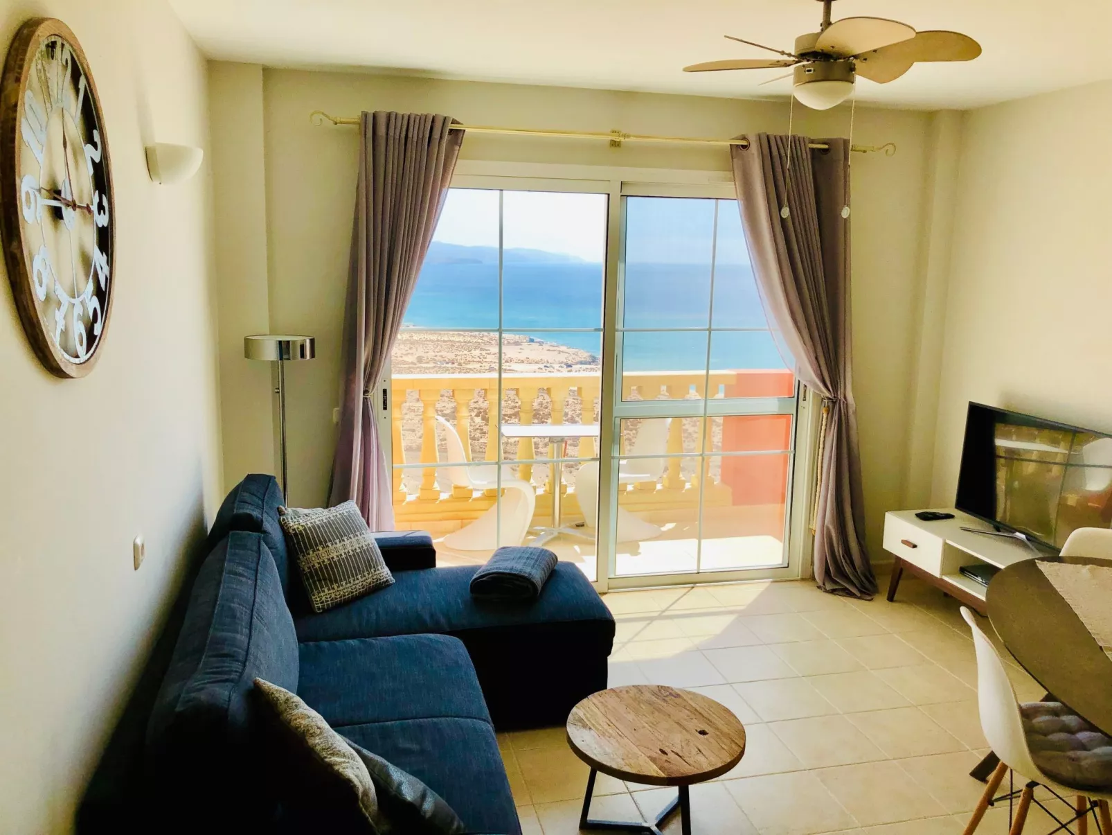 Für 5 Personen ca. 70 m&sup2; in Costa Calma, Fuerteventura (Südküste von Fuert - Image-tags.info