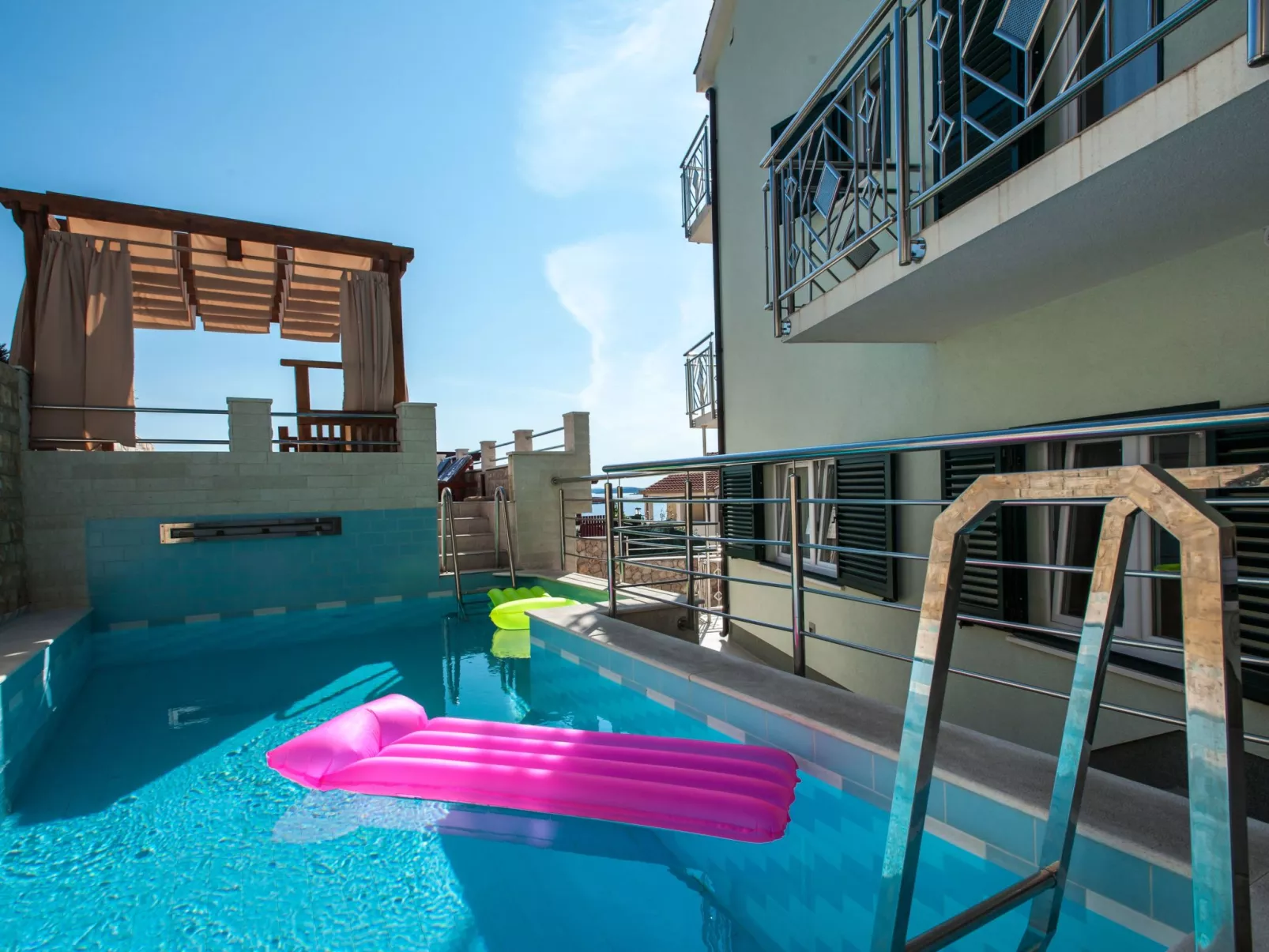 Villa "Villa Katy" mit Garten, Grill und Terrasse - Image-tags.info