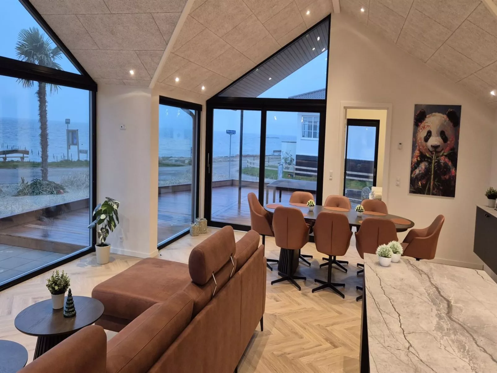 "Catalina" - 30m from the sea - Binnen