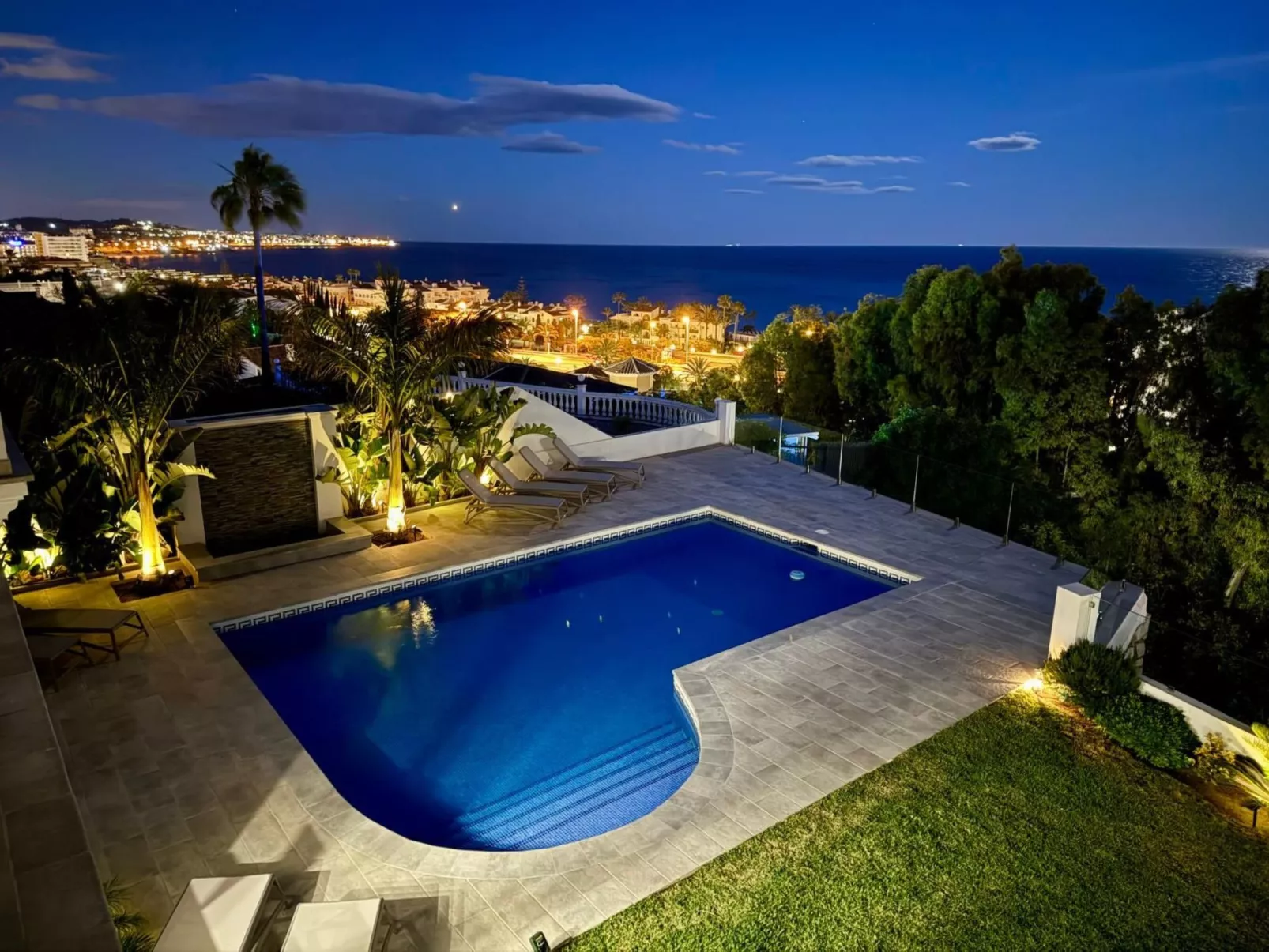 Luxusvilla, Casa Colina, mit Meerblick - Image-tags.info