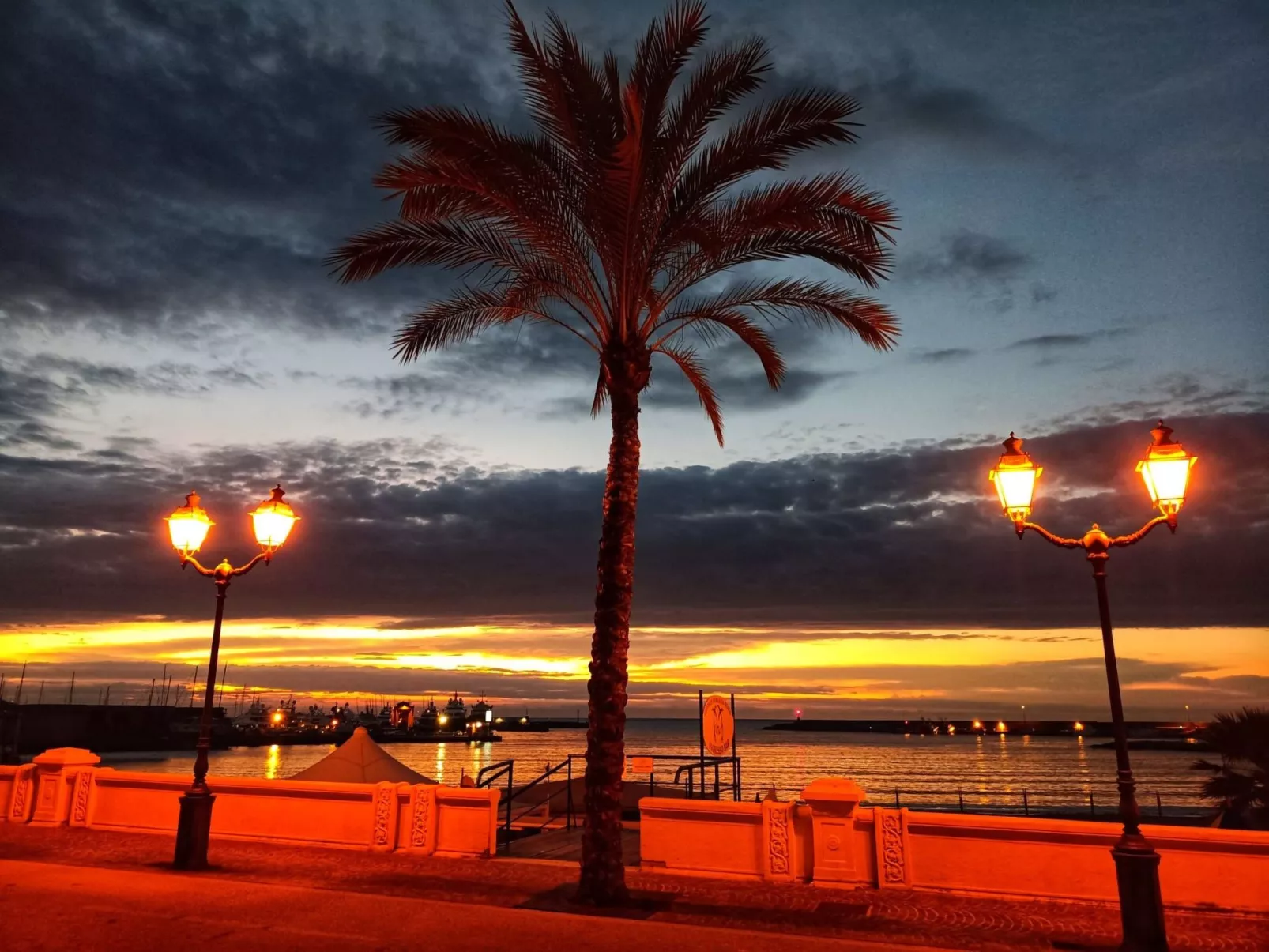 Wohnung mit Garten, wenige Minuten vom Meer entfernt - Image-tags.info