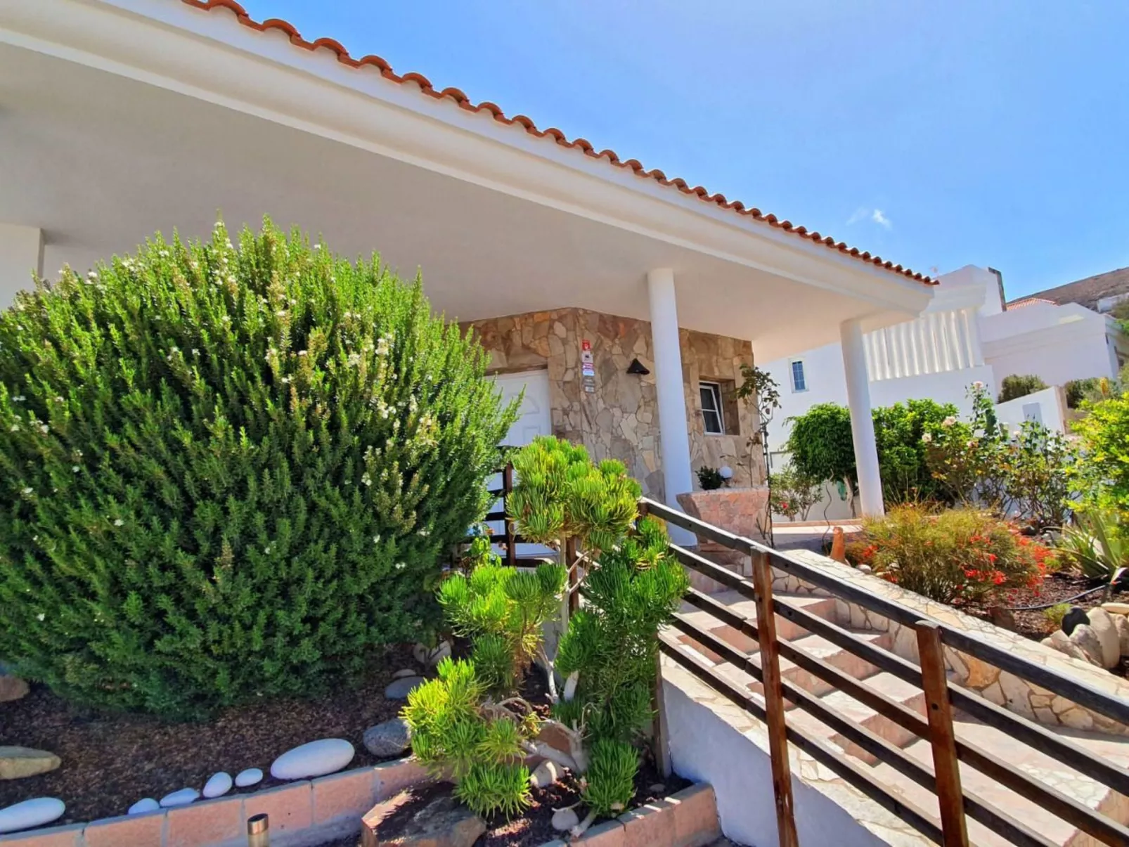 Gemütliches Ferienhaus in Tarajalejo mit Großem Garten und Meerblick - Image-tags.info