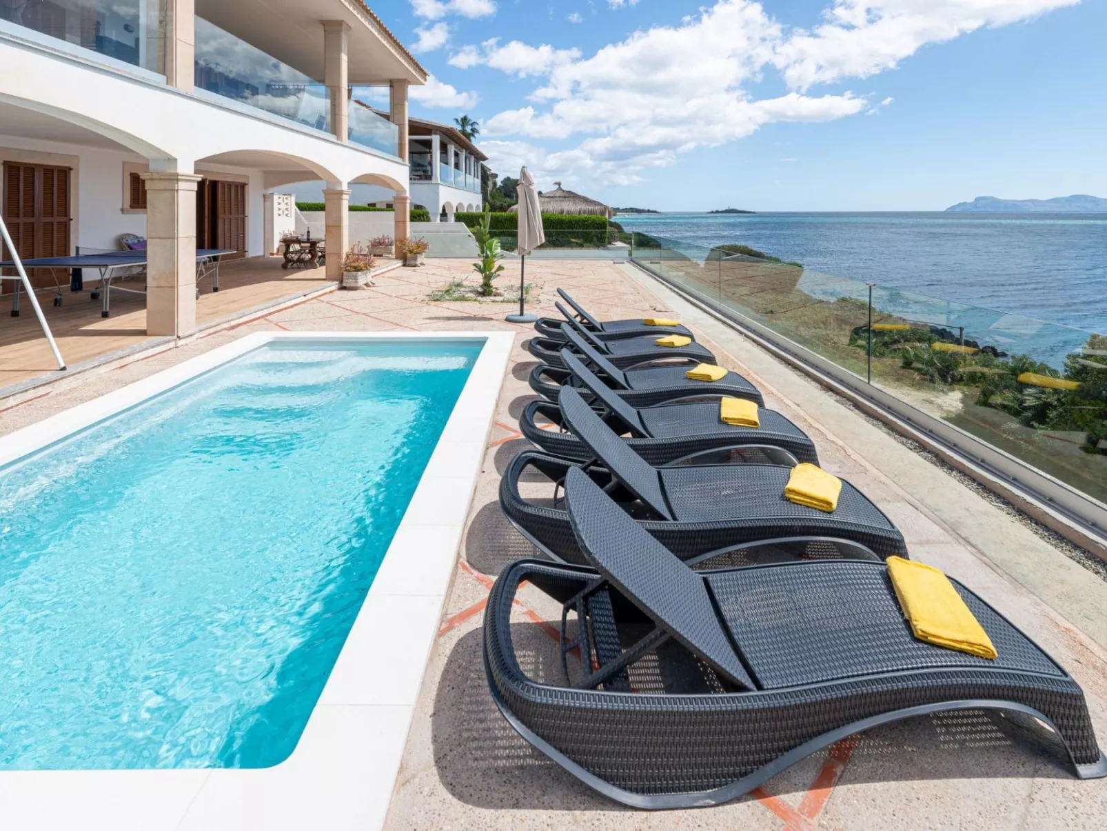 Verträumte Villa mit privatem Pool und Liegewiese - Image-tags.info