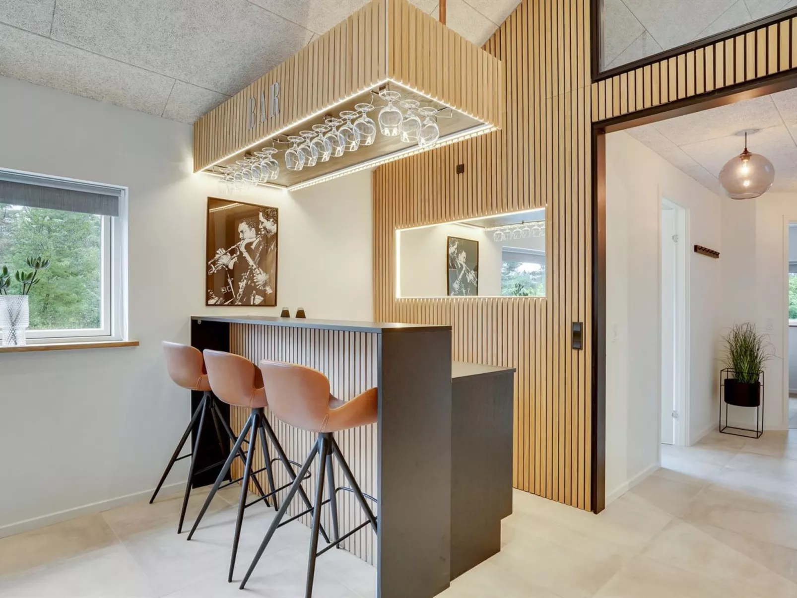 "Menja" - 1.4km from the sea-Binnen