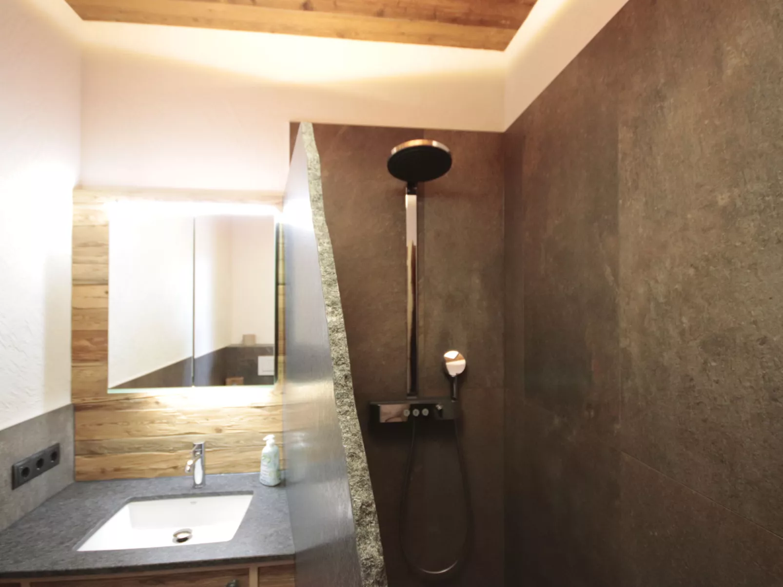 Chalet Ebenholz - Binnen