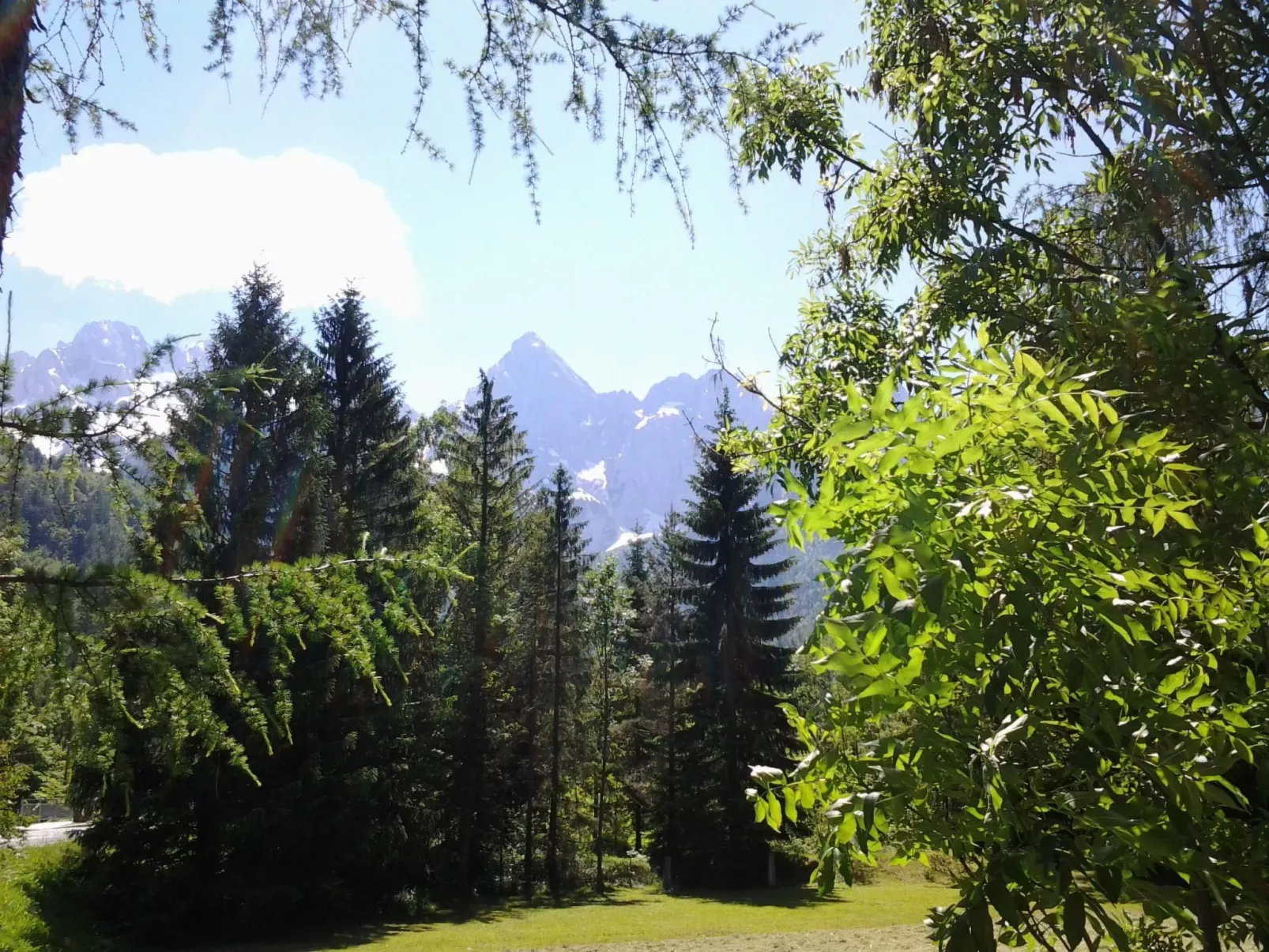 Studio-Appartement mit Balkon - Image-tags.info