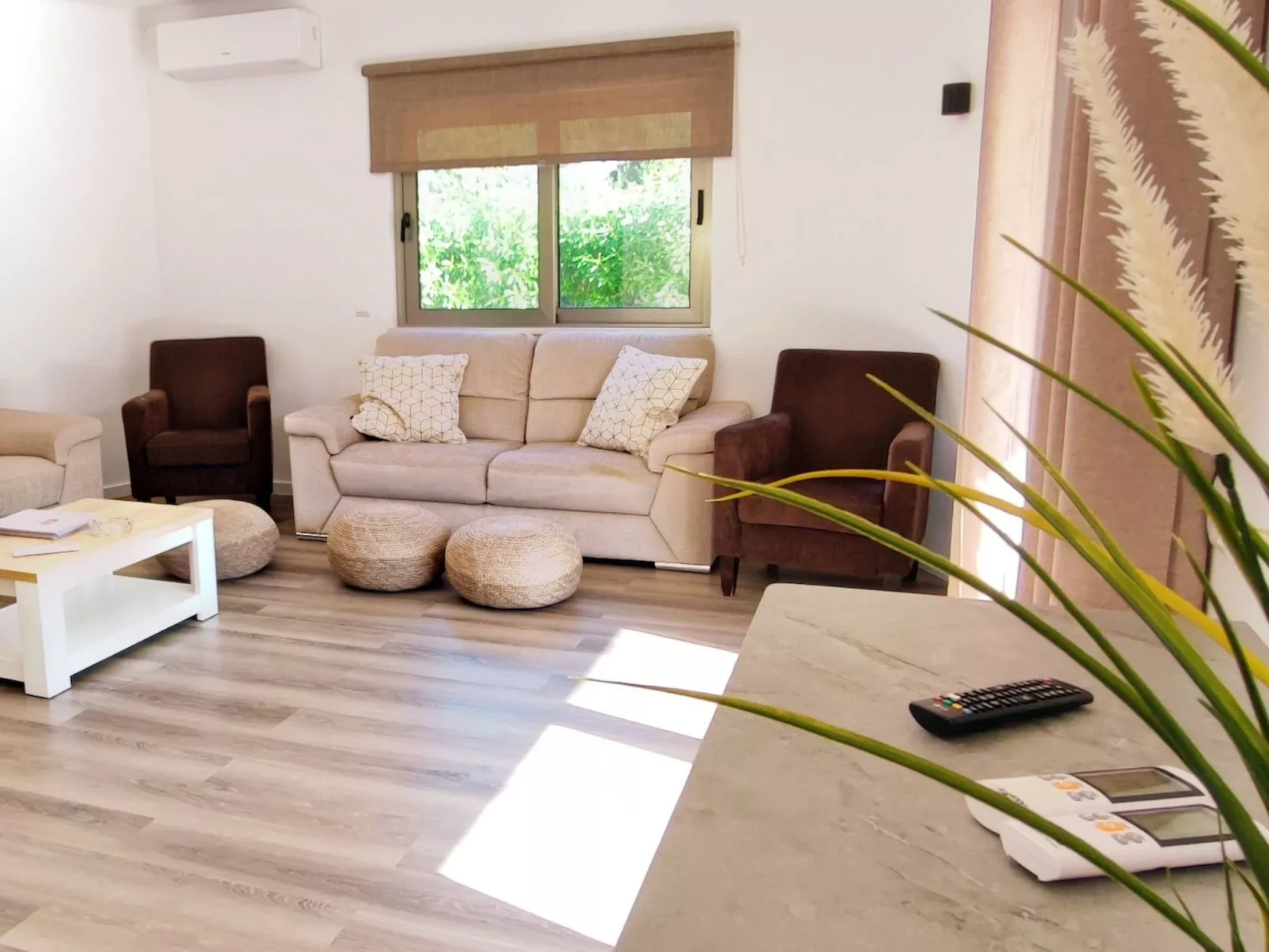 Villa mit 6 Schlafzimmern, Familie, Gruppen, Strand, Pool, Garten - Image-tags.info