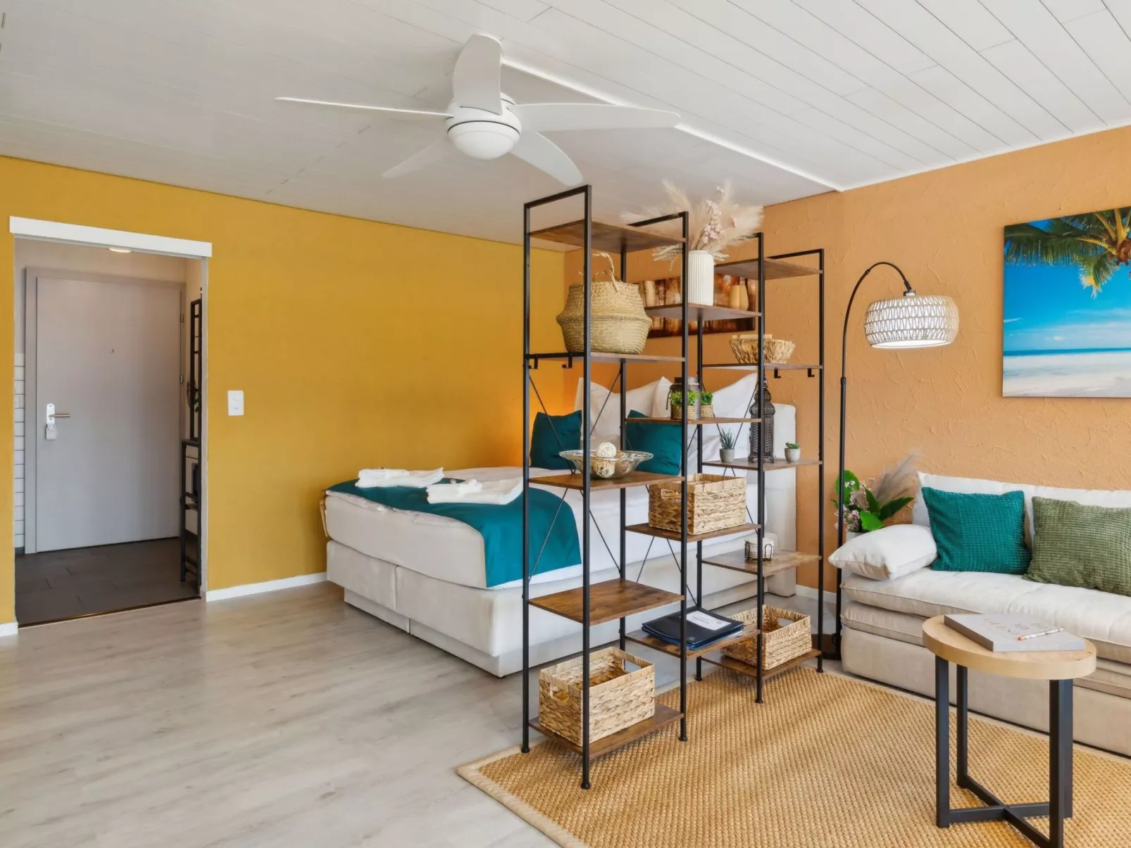 4 Seasons Apartment - Image-tags.info