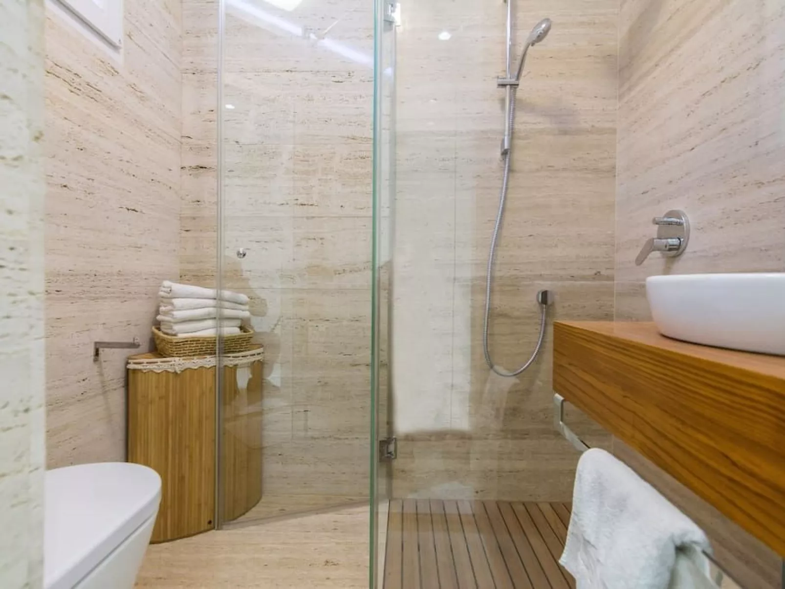 Luxuriöse Villa White Rose mit Pool in der Nähe von Zrče Beach - Image-tags.info