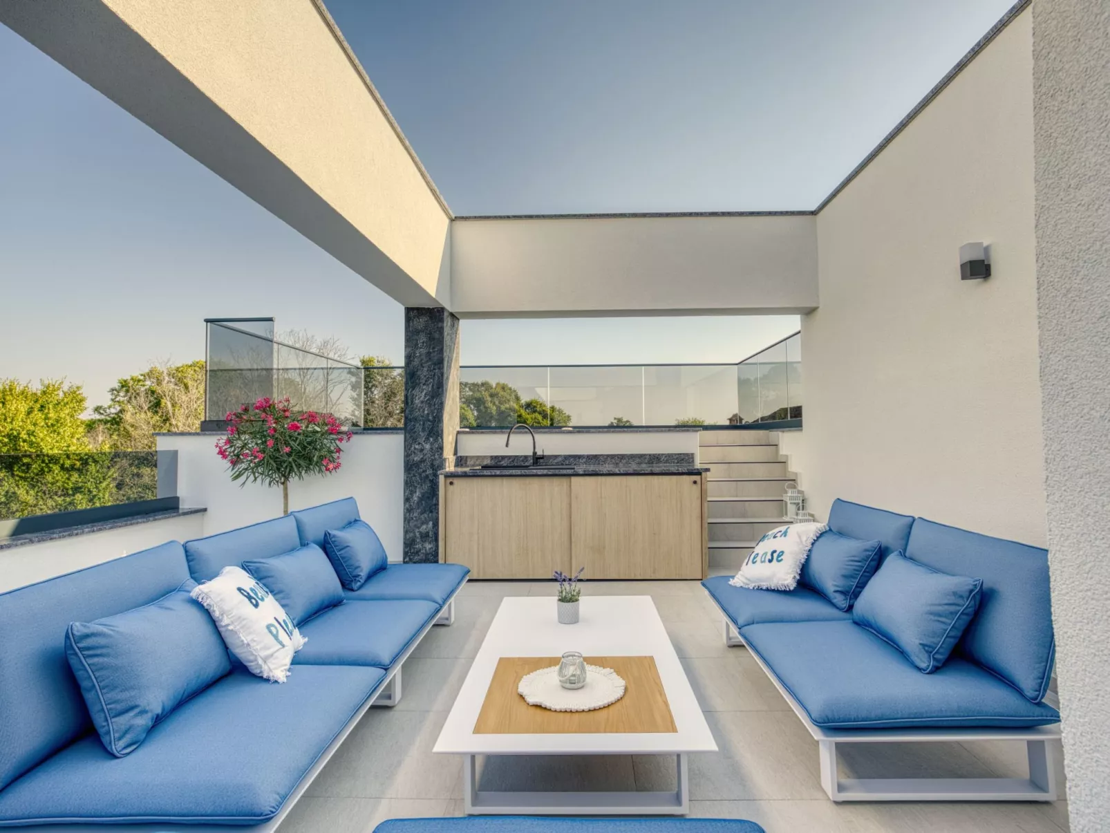 Villa Elena - Image-tags.info