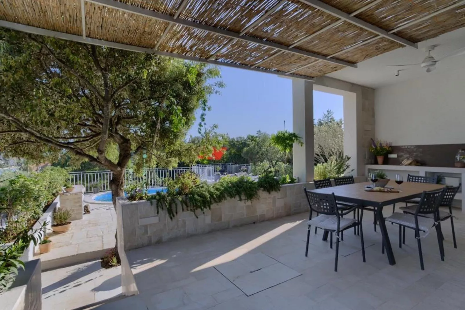 Villa Vera -Three Bedroom Villa with Swimming pool - Terras