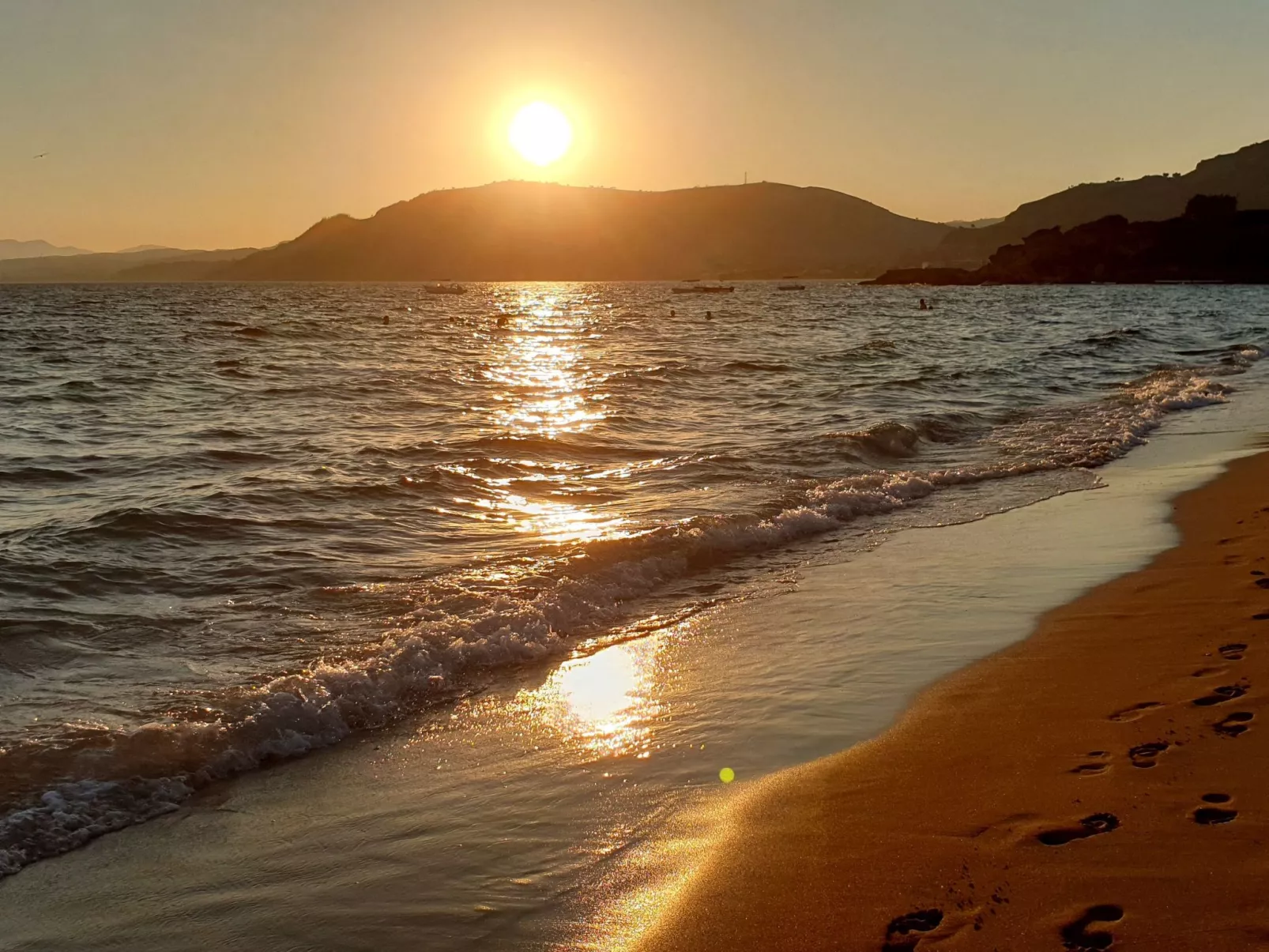 Haus in Afantou - Privater Parkplatz und Pool - Image-tags.info