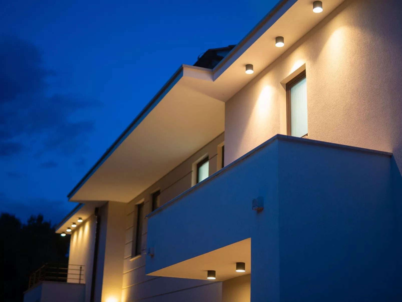 "Lana" mit Schwimmbad - Image-tags.info