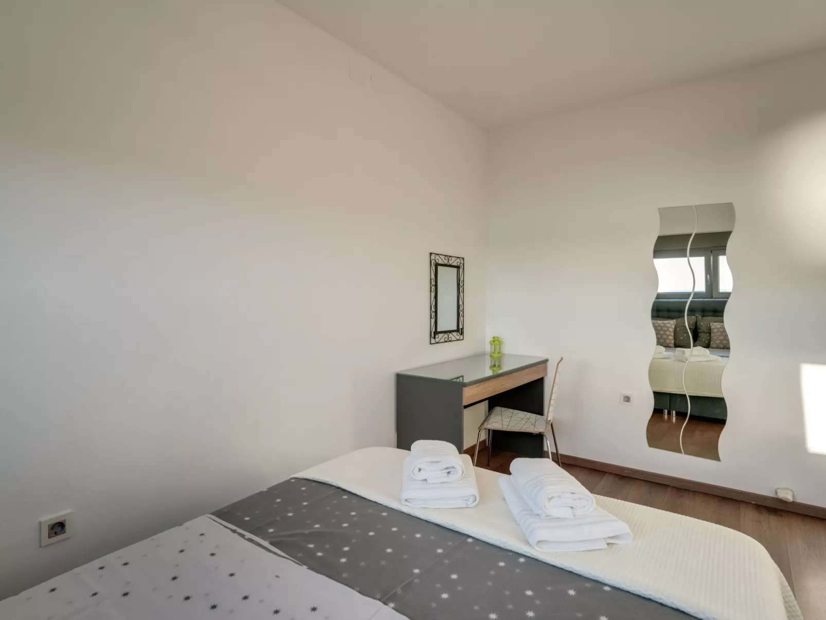 Villa "View" mit Blick auf das Wasser - Image-tags.info