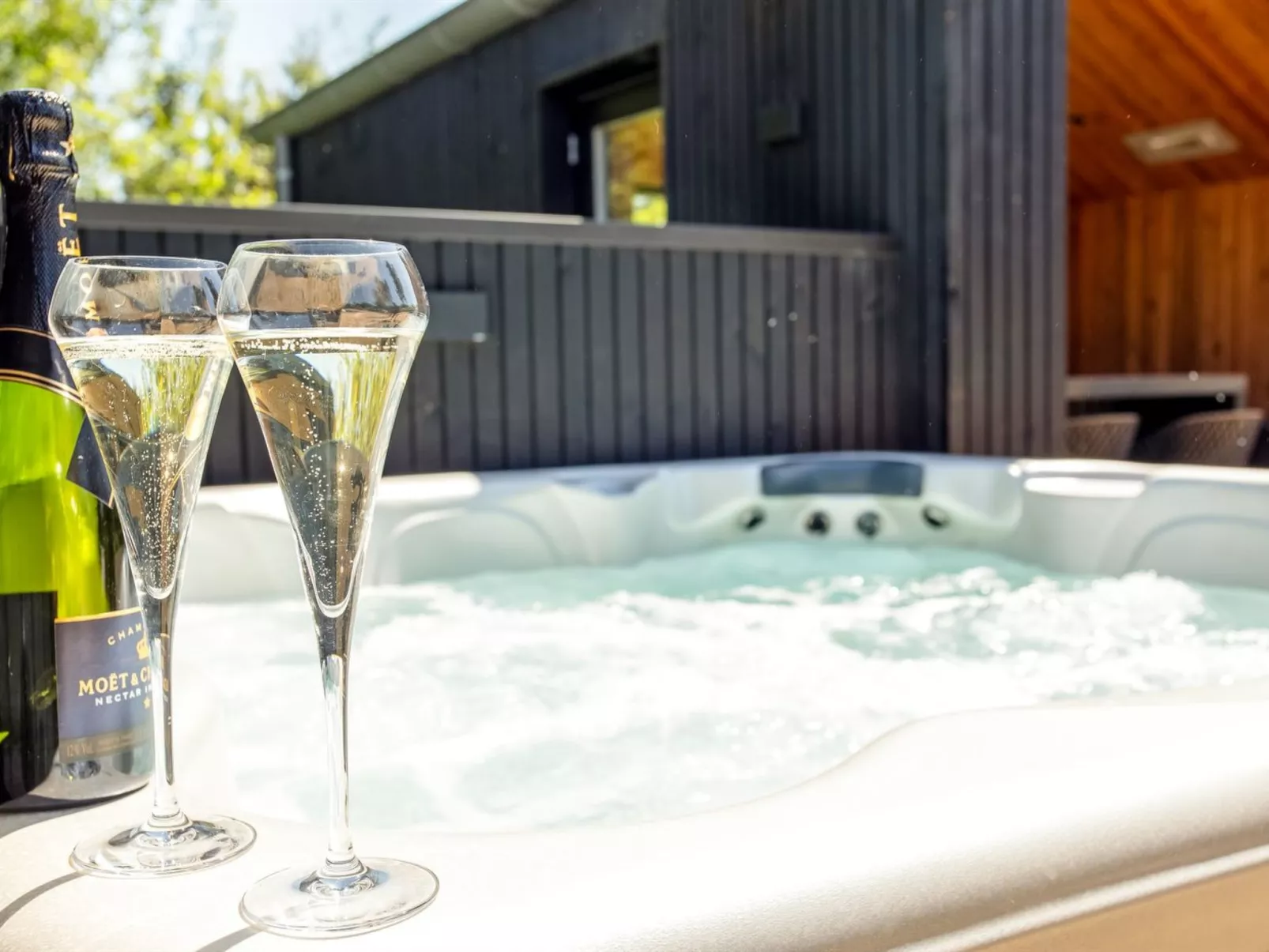 "Menja" - 1.4km from the sea-Binnen