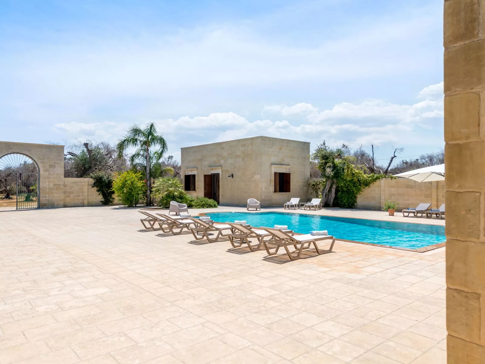 Modernes Bauernhaus mit Pool in der Nähe von Otranto-Salento - Image-tags.info