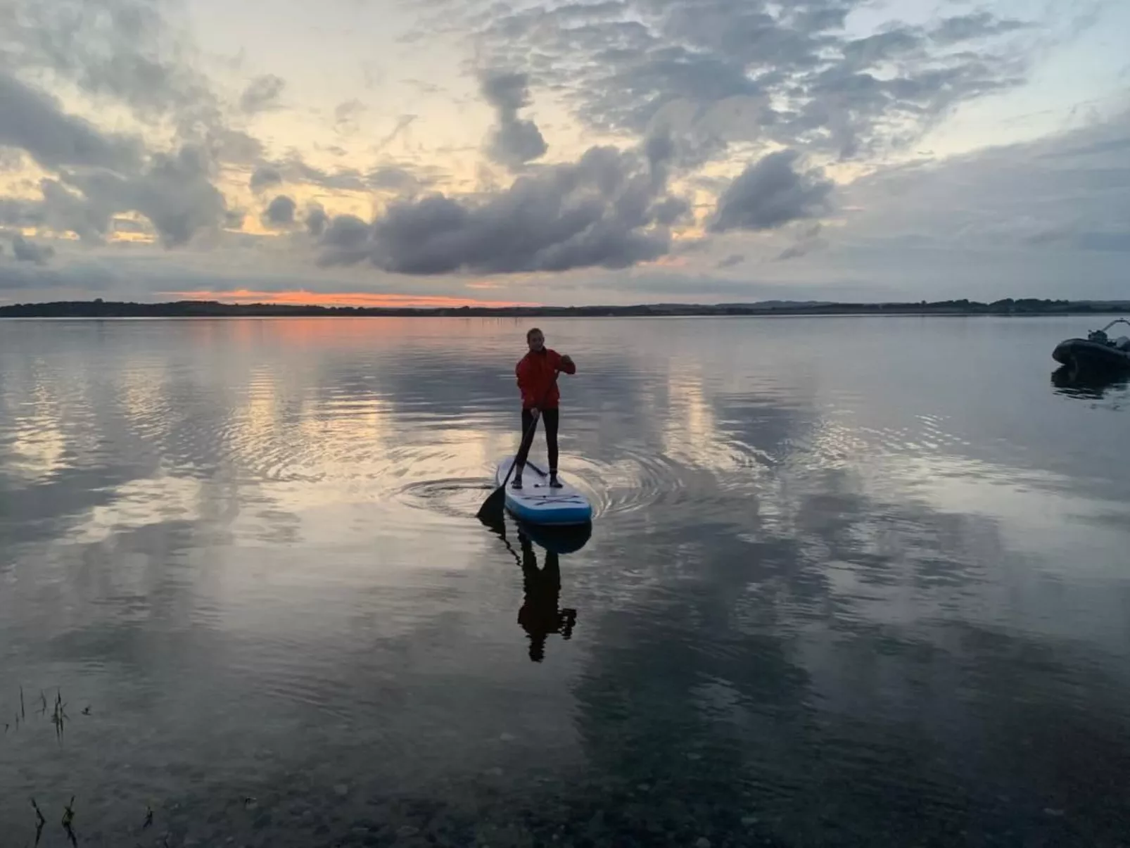 TRADITIONELLES REETDACHHAUS MIT SAUNA, KAMINOFEN UND PRIVATEM WASSERZUGANG - Image-tags.info