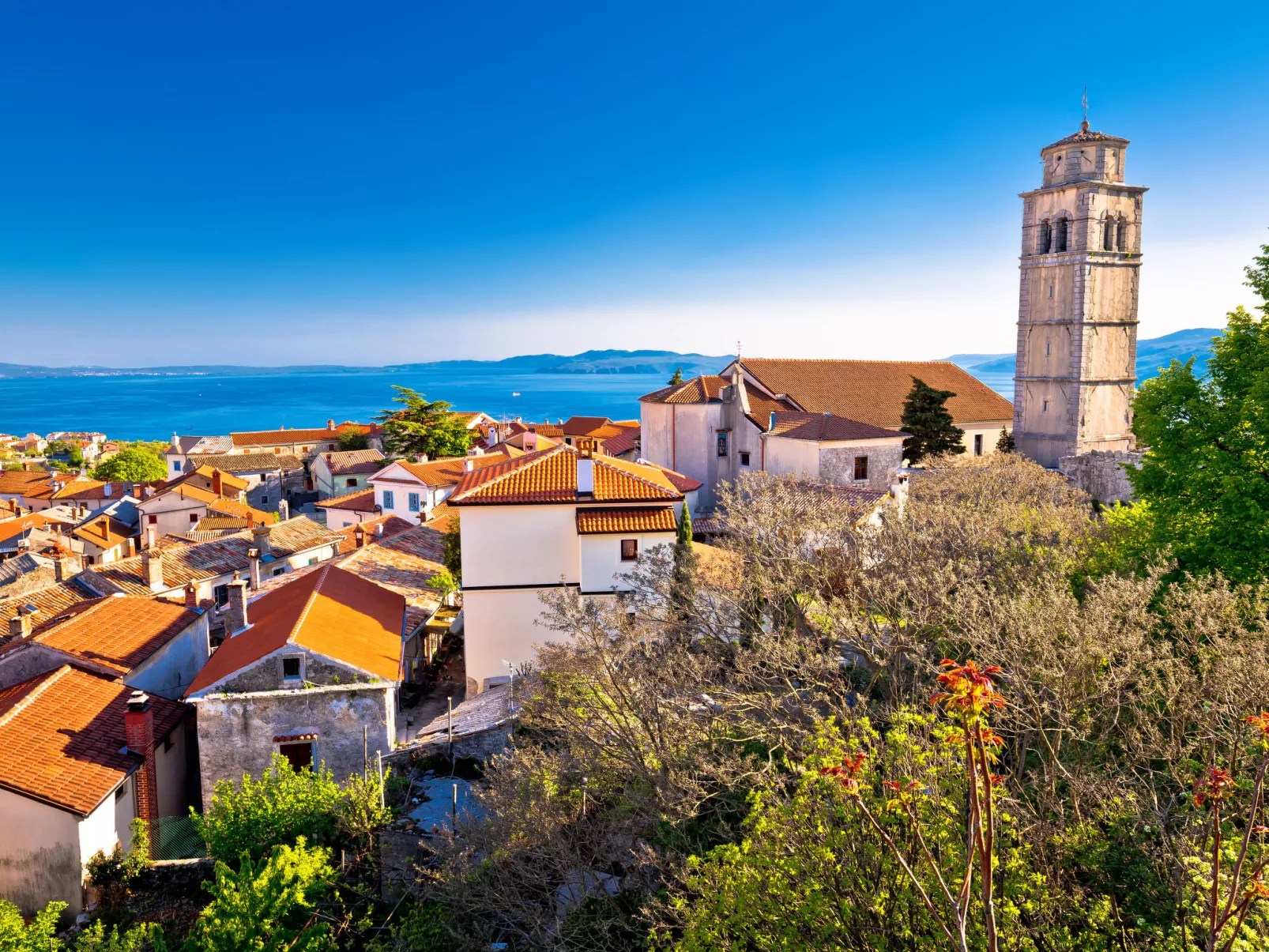 Ferienvilla mit Pool, ruhige Aria - Omgeving