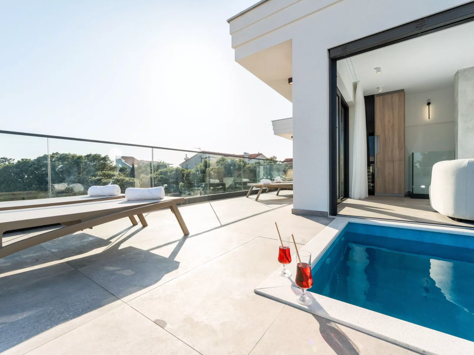 Vier-Schlafzimmer-Wohnung Dantela mit Tauchbecken - Binnen