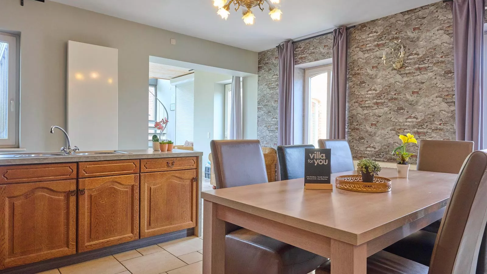 Quanto A  B-Eetkamer