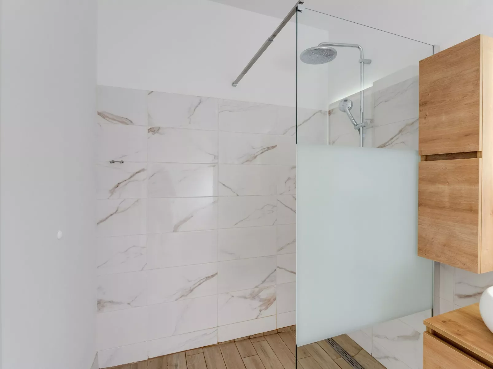 Schöne neue Villa mit Pool in Strandnähe - Image-tags.info