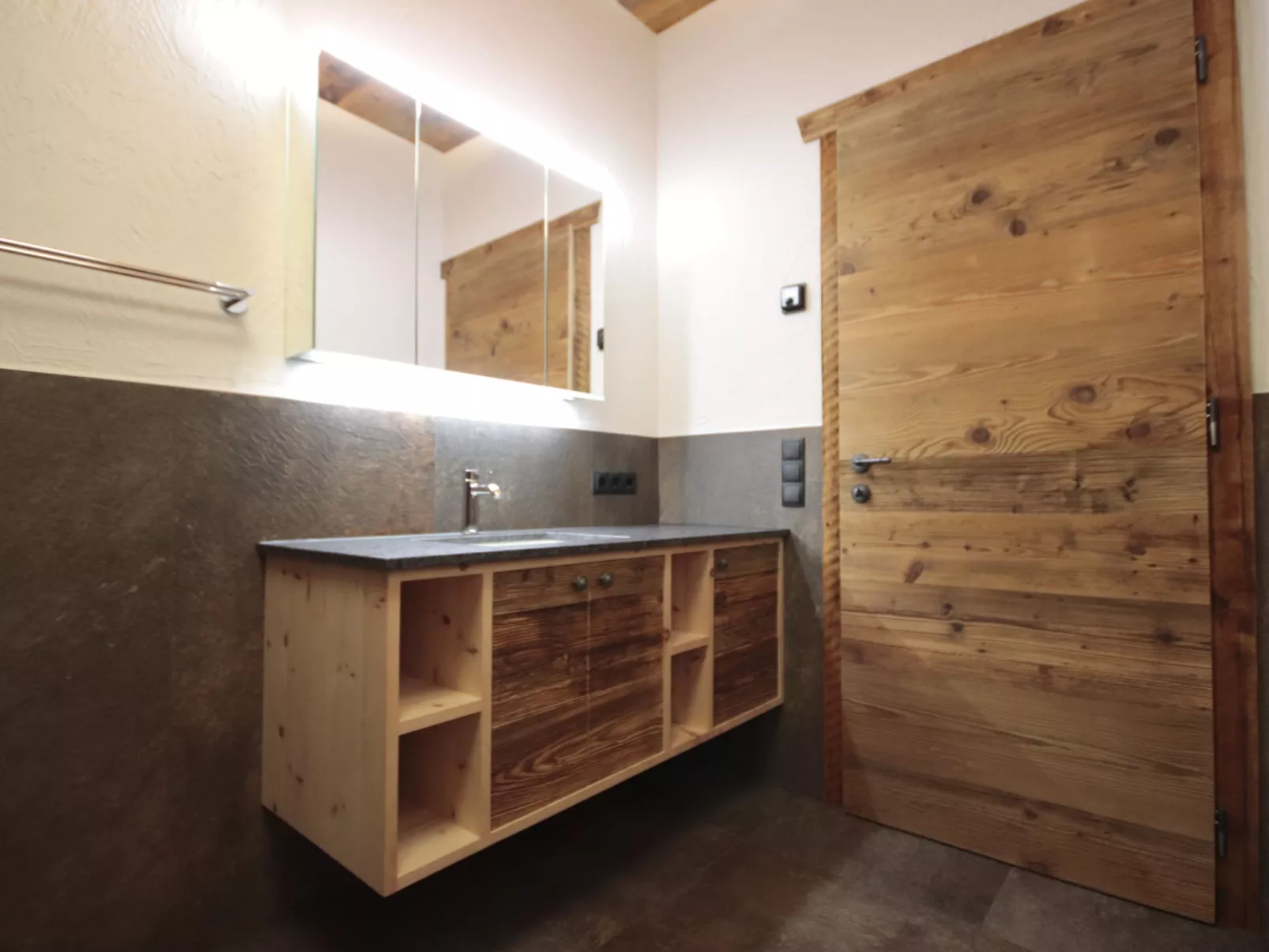 Chalet Ebenholz - Binnen