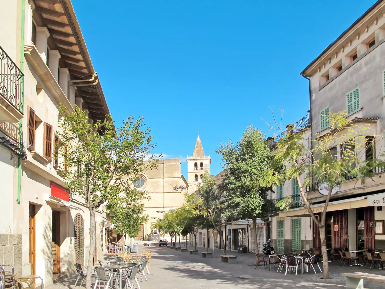 Alqueria - Omgeving